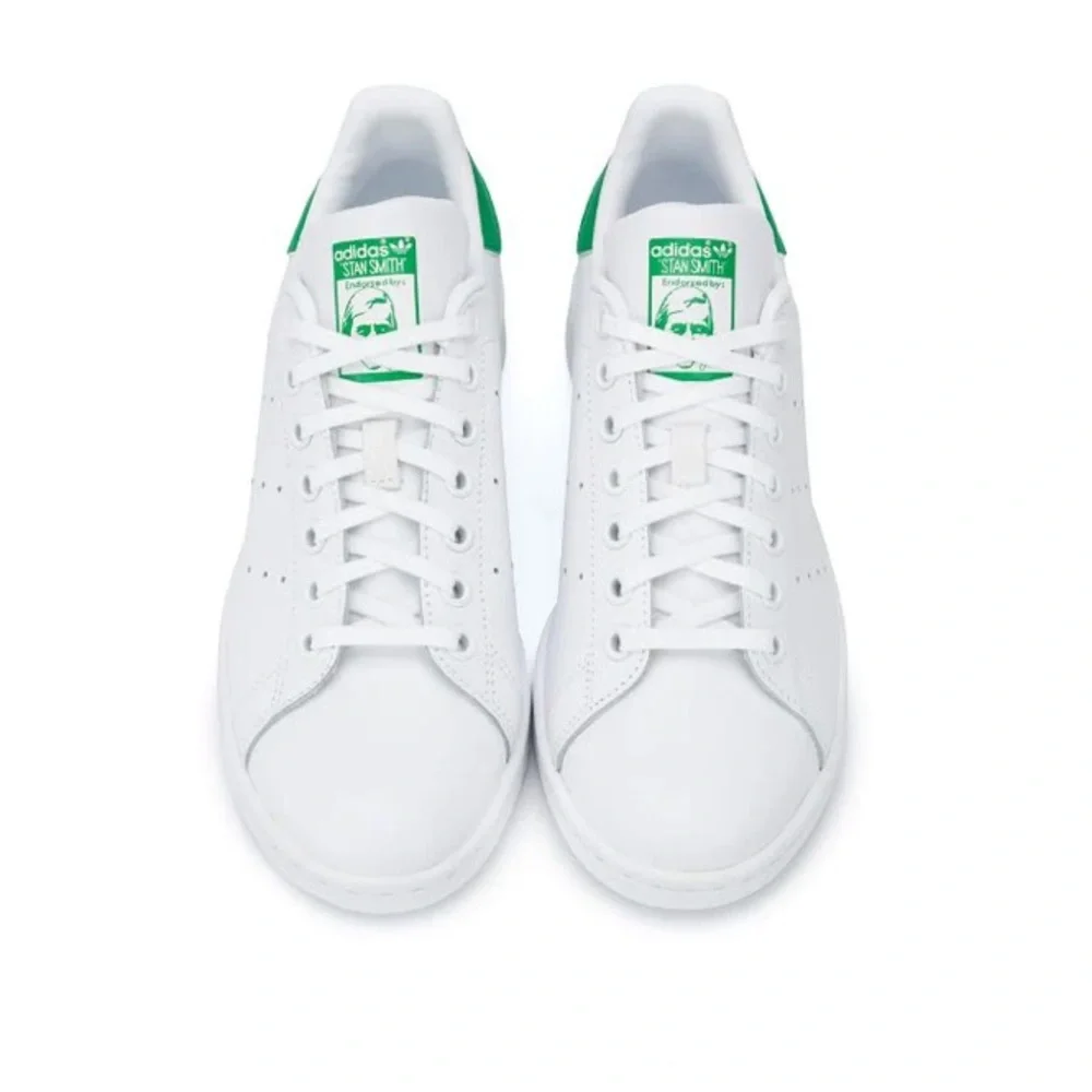 ADIDAS
Stan Smith Juniors M20605 Big kids